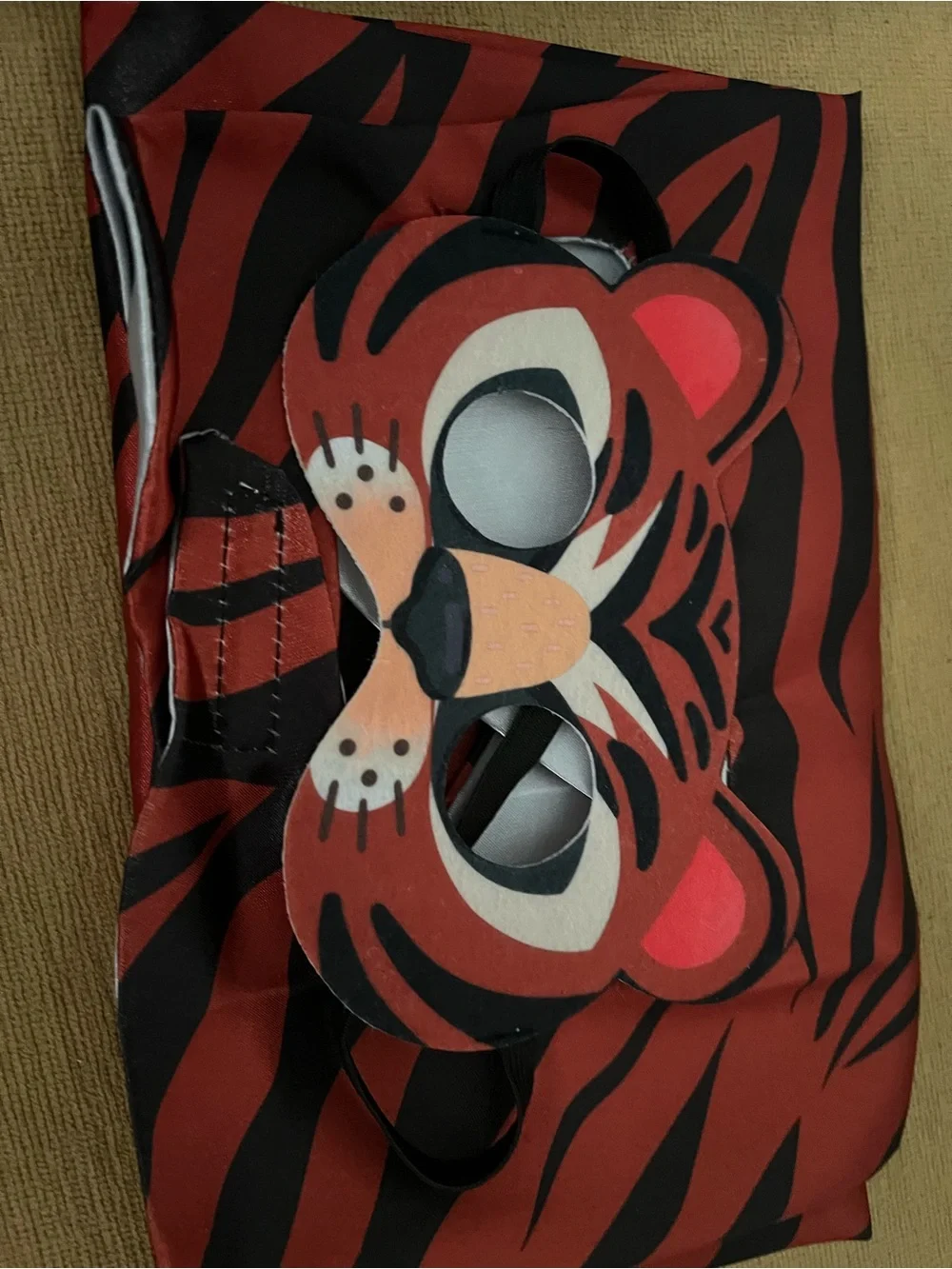 Toddlers tiger fun costume with mask